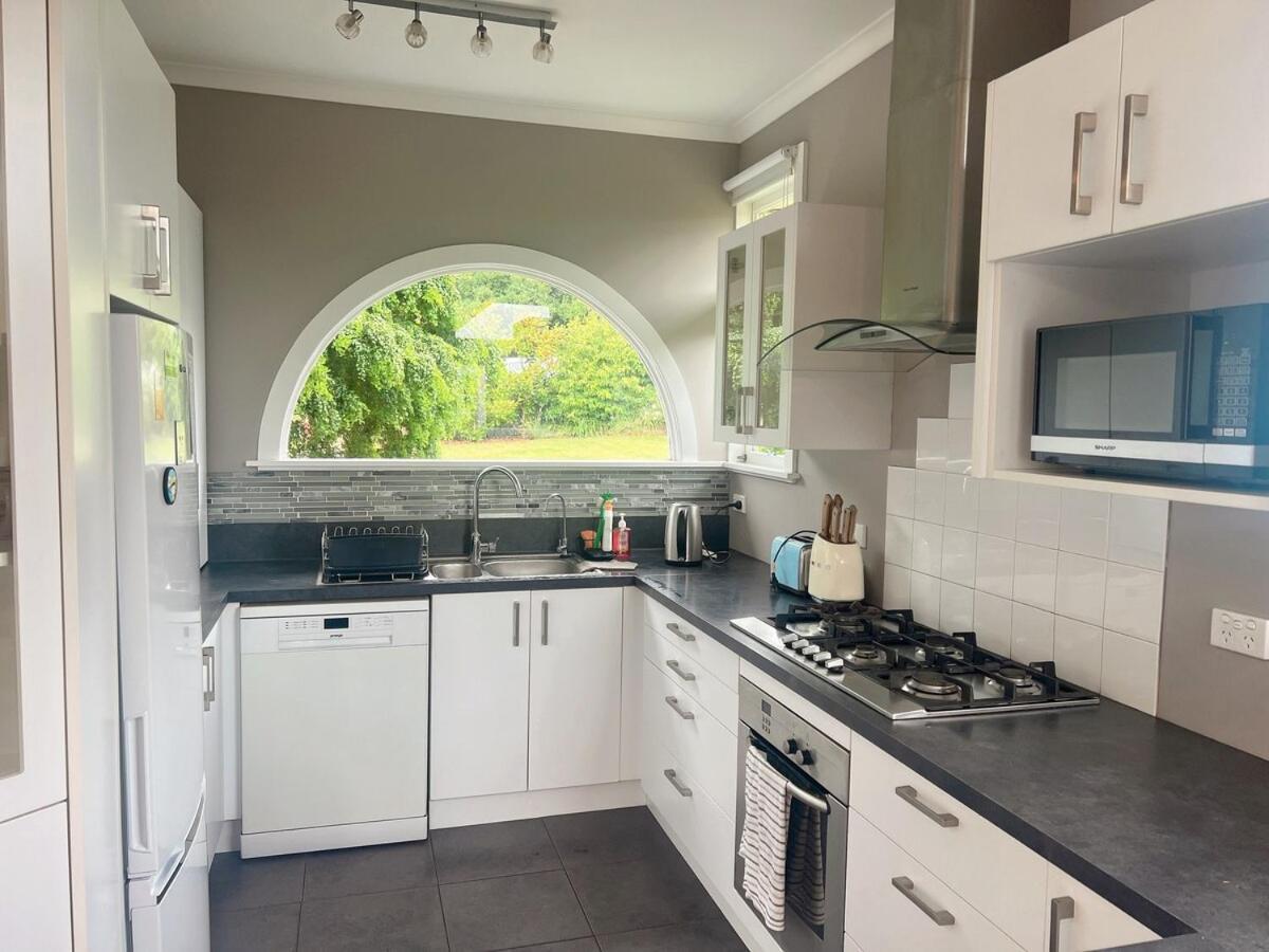 Beautiful Garden View 4Br House Villa Oamaru Exterior photo