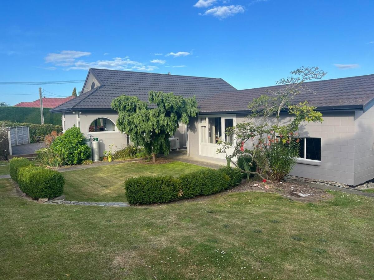 Beautiful Garden View 4Br House Villa Oamaru Exterior photo