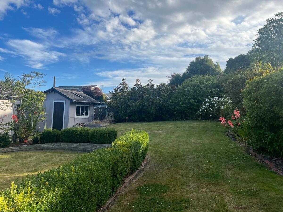Beautiful Garden View 4Br House Villa Oamaru Exterior photo
